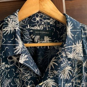 Banana Republic button-up